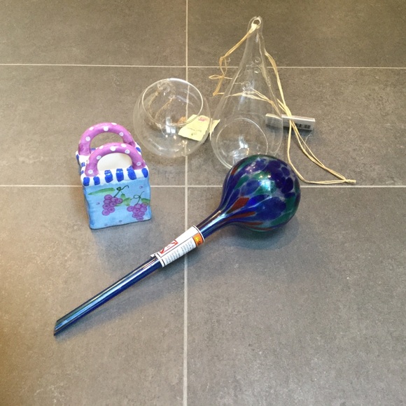 Garden bundle: bud vases, aqua globe, etc. - Picture 1 of 6